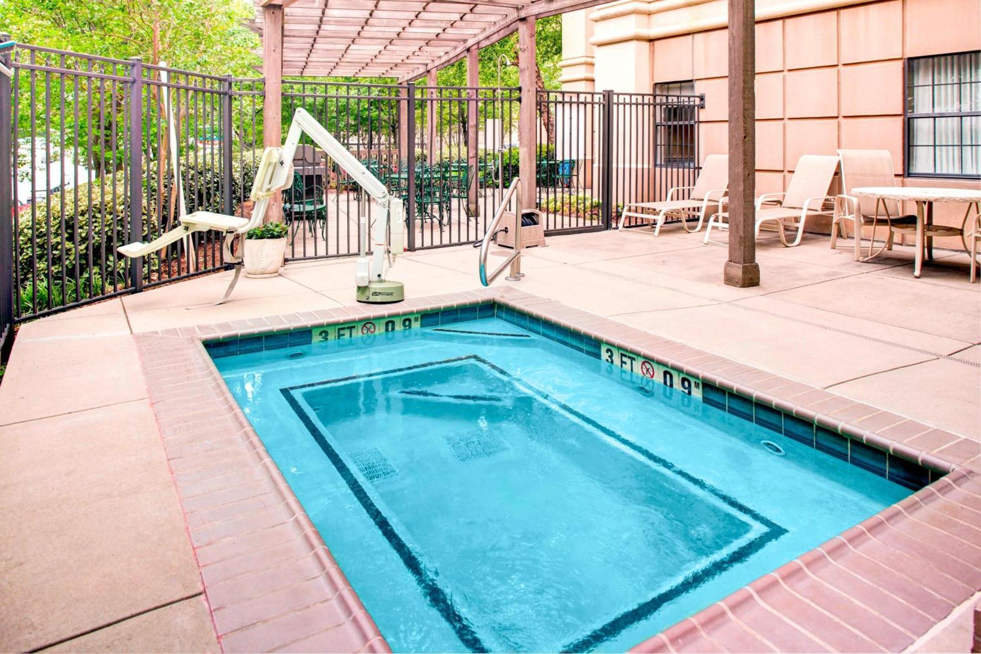 Towneplace Suites Atlanta Buckhead Extérieur photo